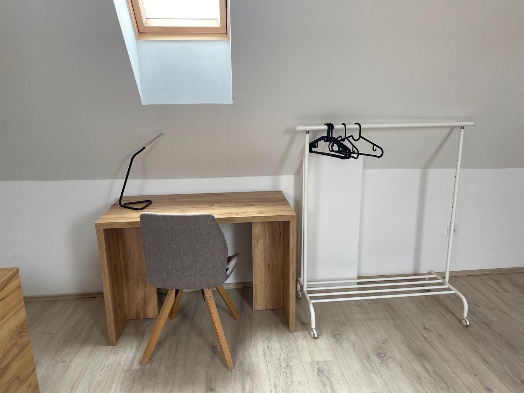VATUS Apartmanház Vác Esterno foto